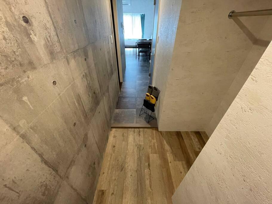 Wolf Pack Apartment 33 Ōsaka Exterior foto