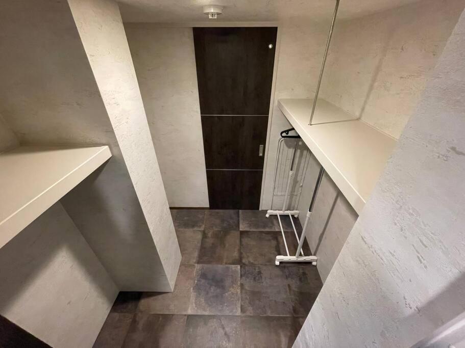 Wolf Pack Apartment 33 Ōsaka Exterior foto